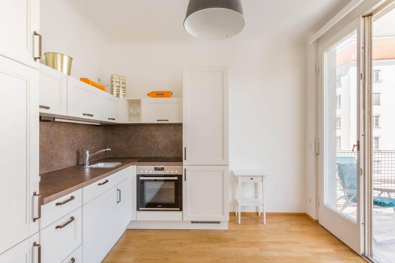 Studio Stubenbastei Vienna Luaran gambar