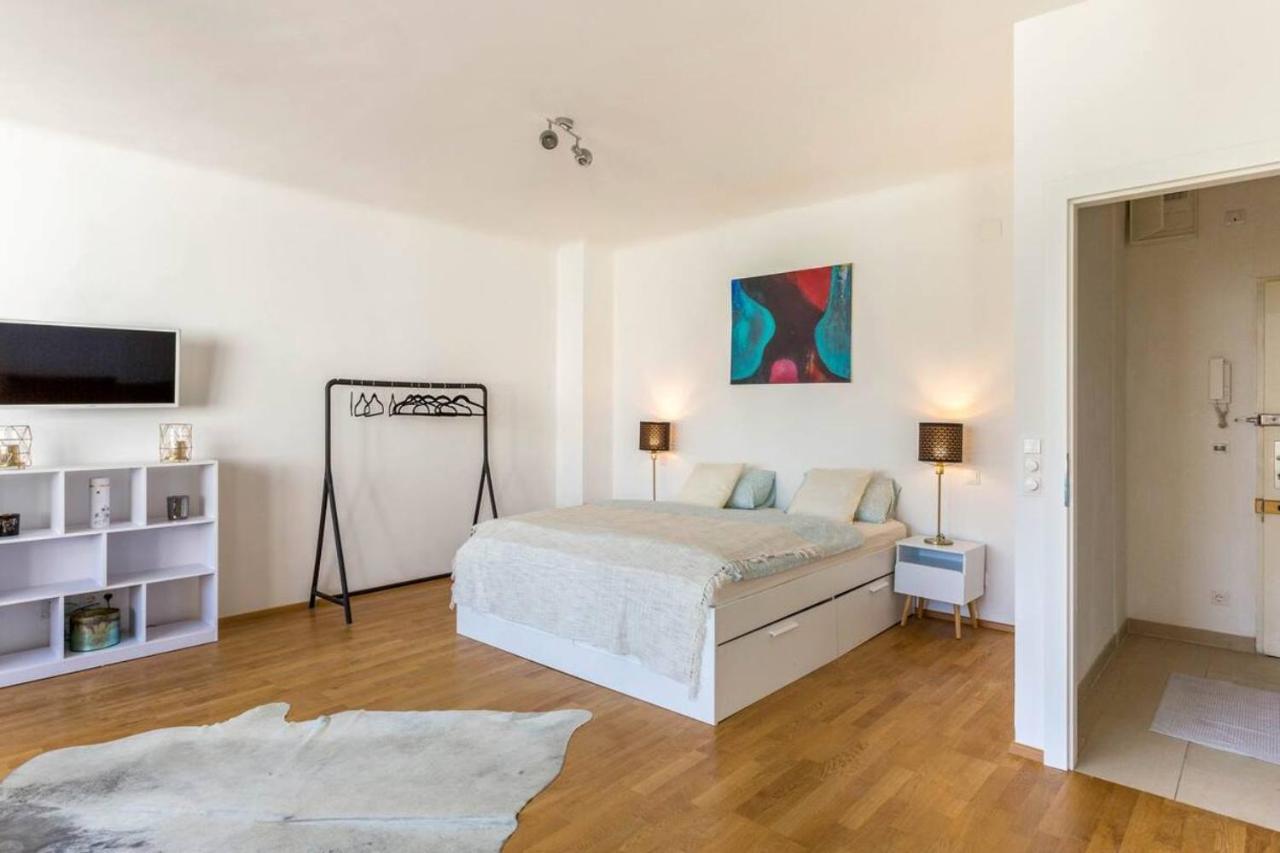 Studio Stubenbastei Vienna Luaran gambar